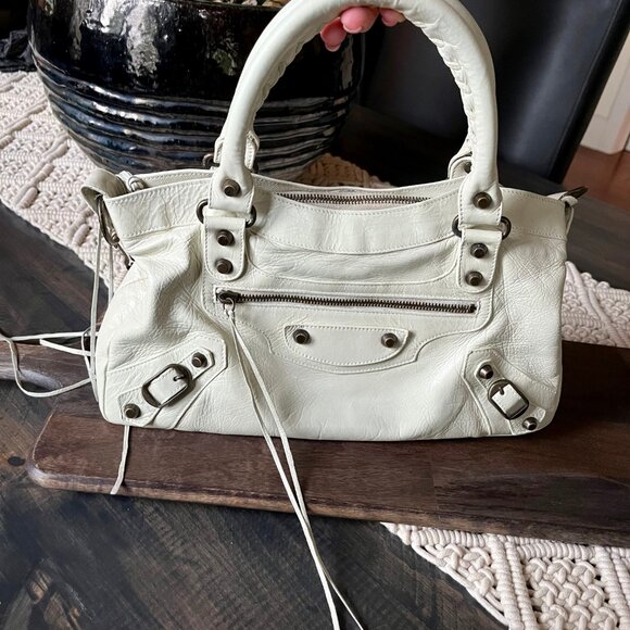 Authentic BALENCIAGA The First Hand Bag Ivory Leather 2005 Awesome - Picture 15 of 16